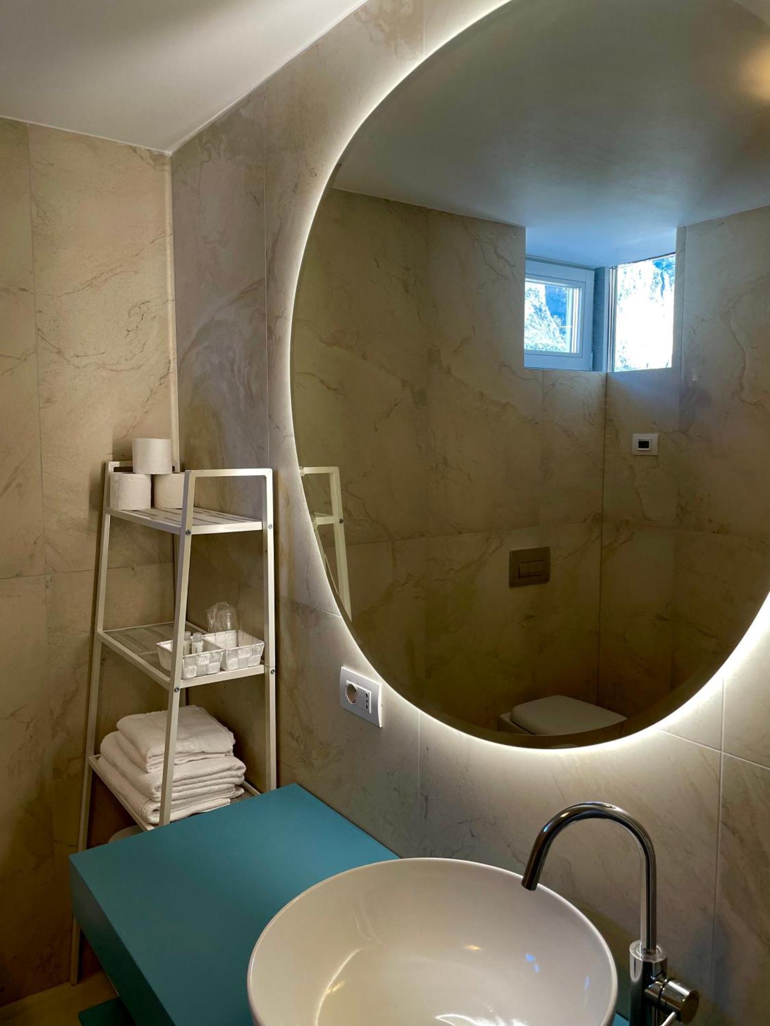 View & Chill Apartment Рива-дель-Гарда Экстерьер фото